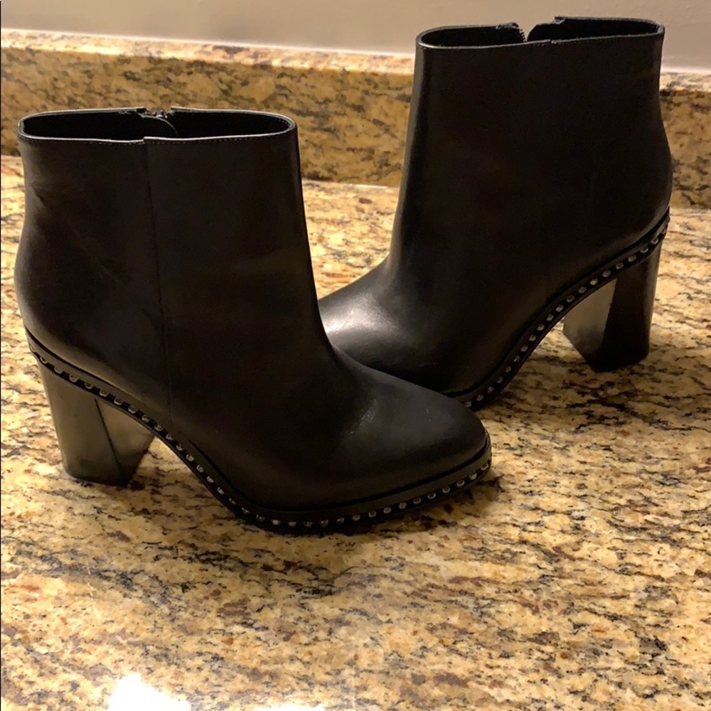 Ankle boots